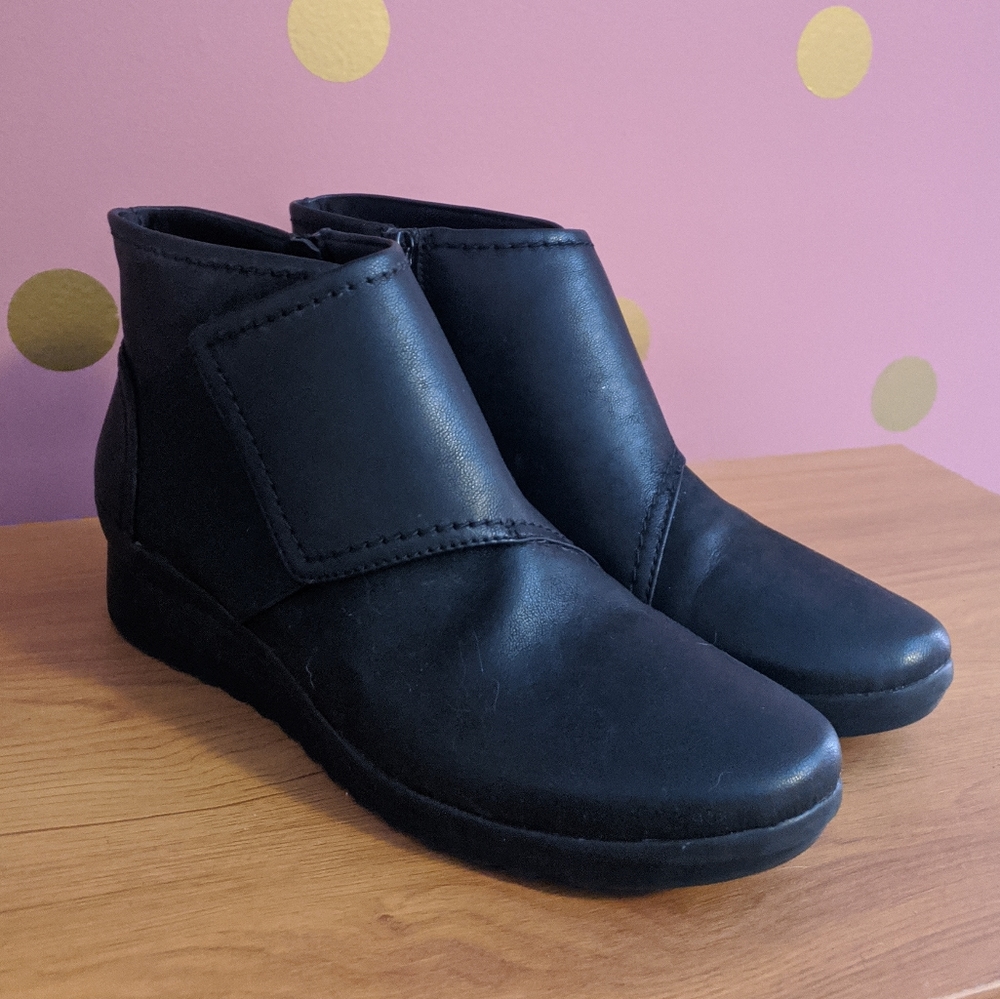 Cloudsteppers by Clarks Sillian Ankle Boots
